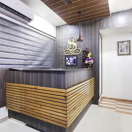 Hotel O Down Town Мирут Екстериор снимка